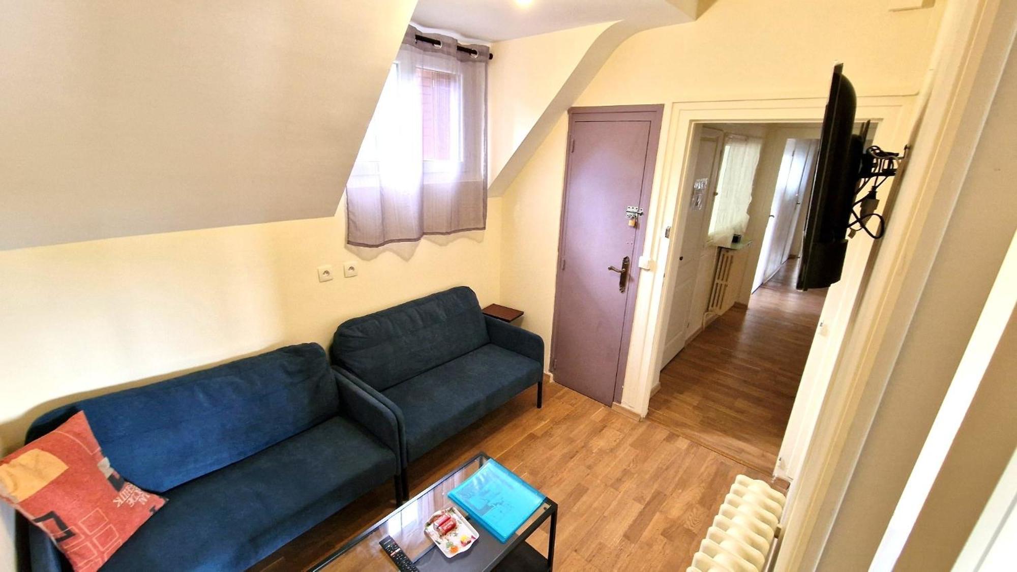 Appart 4 Chambres Parking Voitures Velos 10Min Blois Kültér fotó